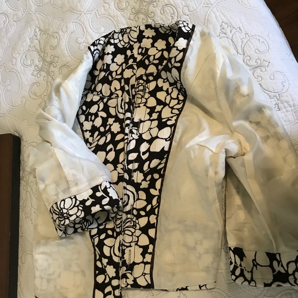 Jacket - Picture 4 of 6